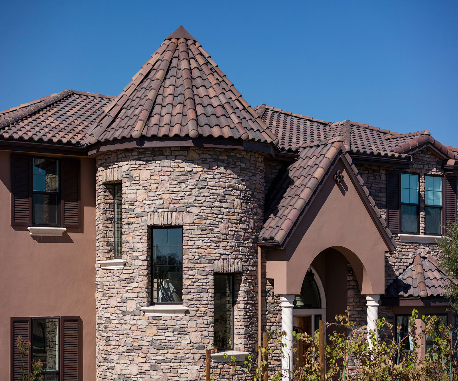 You are currently viewing Concrete Roof Tiles Guide