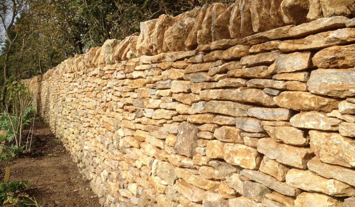 Cotswold Stone Wall